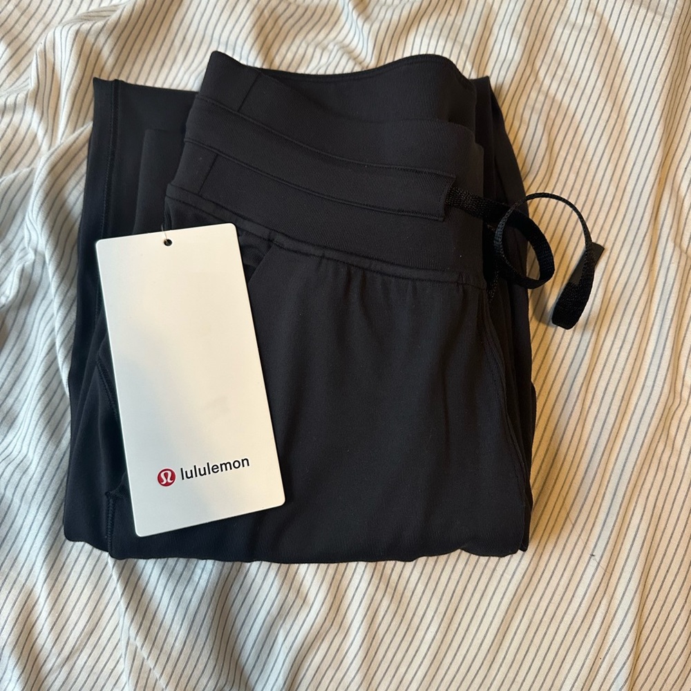 Lululemon Ready to Rulu Jogger